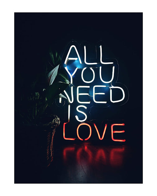All You Need Is Love Neón Led